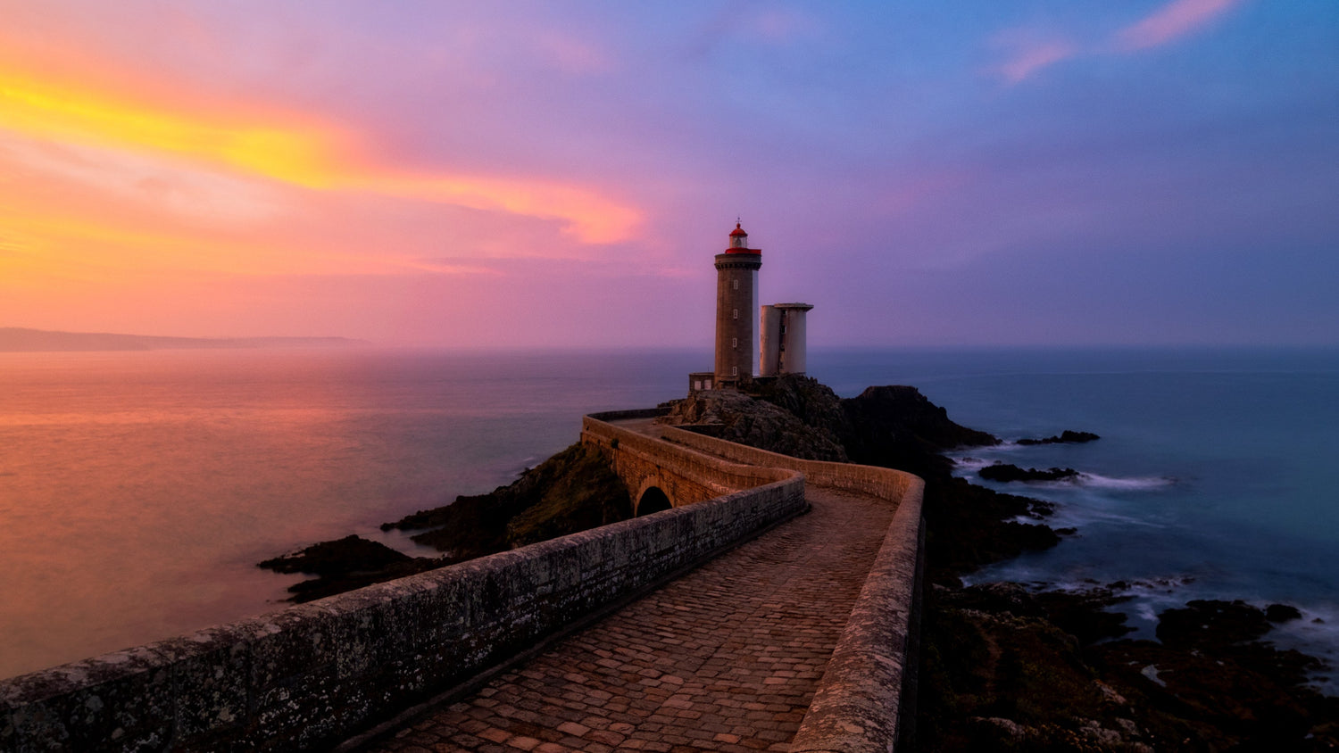 Capturing Time: My Journey with Long Exposure Photography - by G. Piviteau