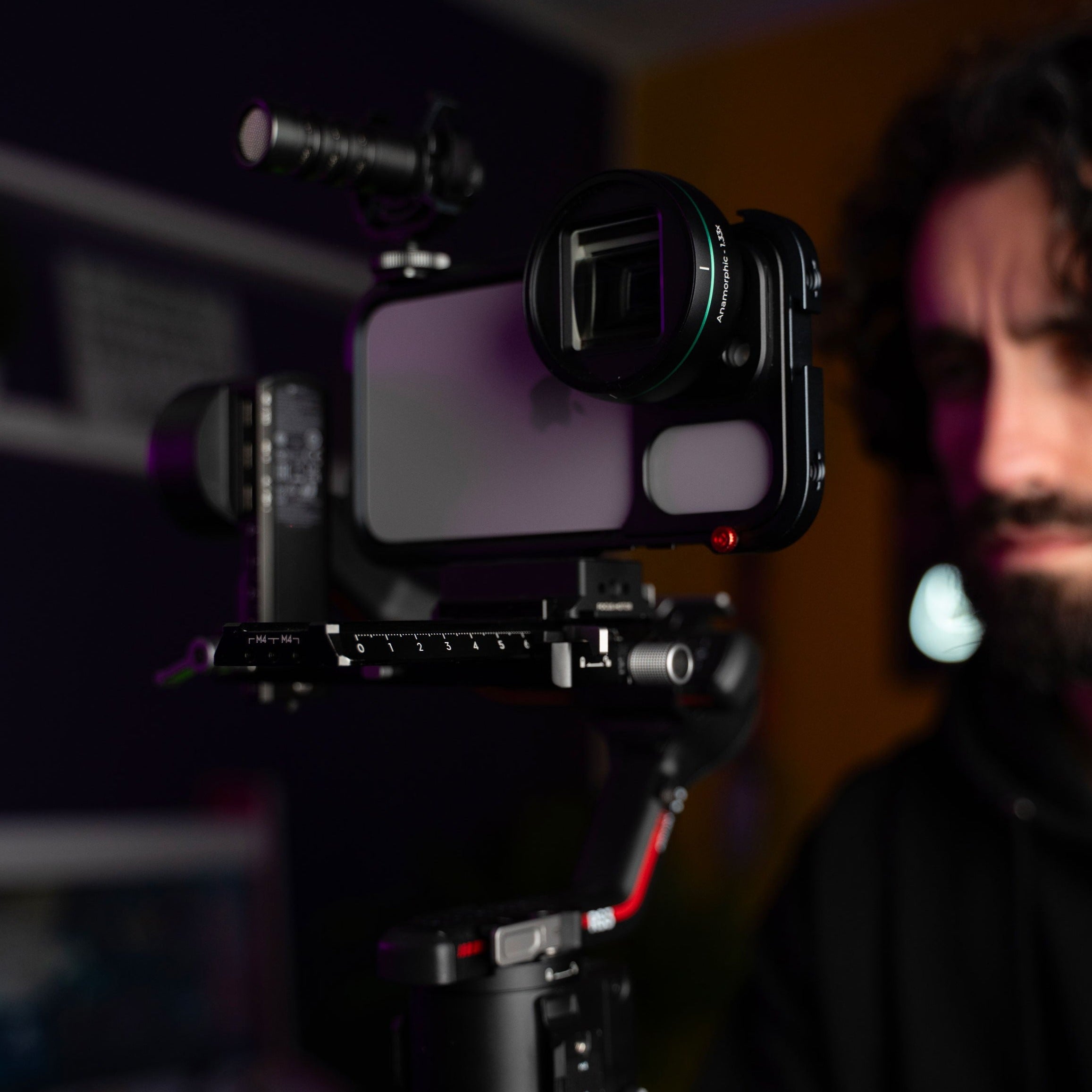 G-Series Anamorphic 1.33x Lens